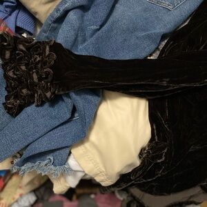 Black Velvet Ruffled Sleeve Top